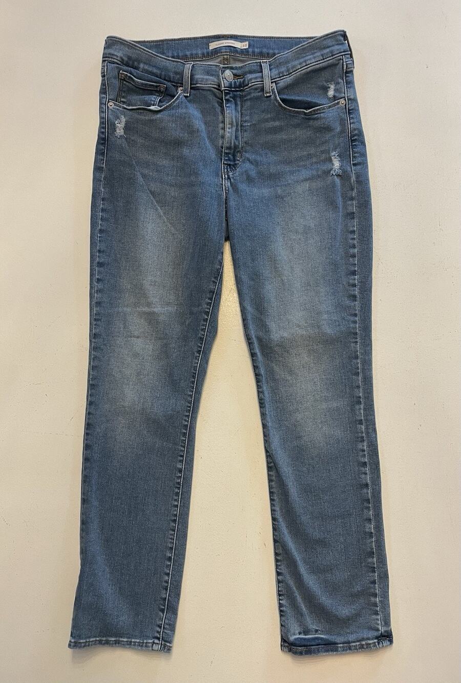 Levi’s Women’s Classic Straight Blue Jeans Size 10 Light Wash Stretch Comfort